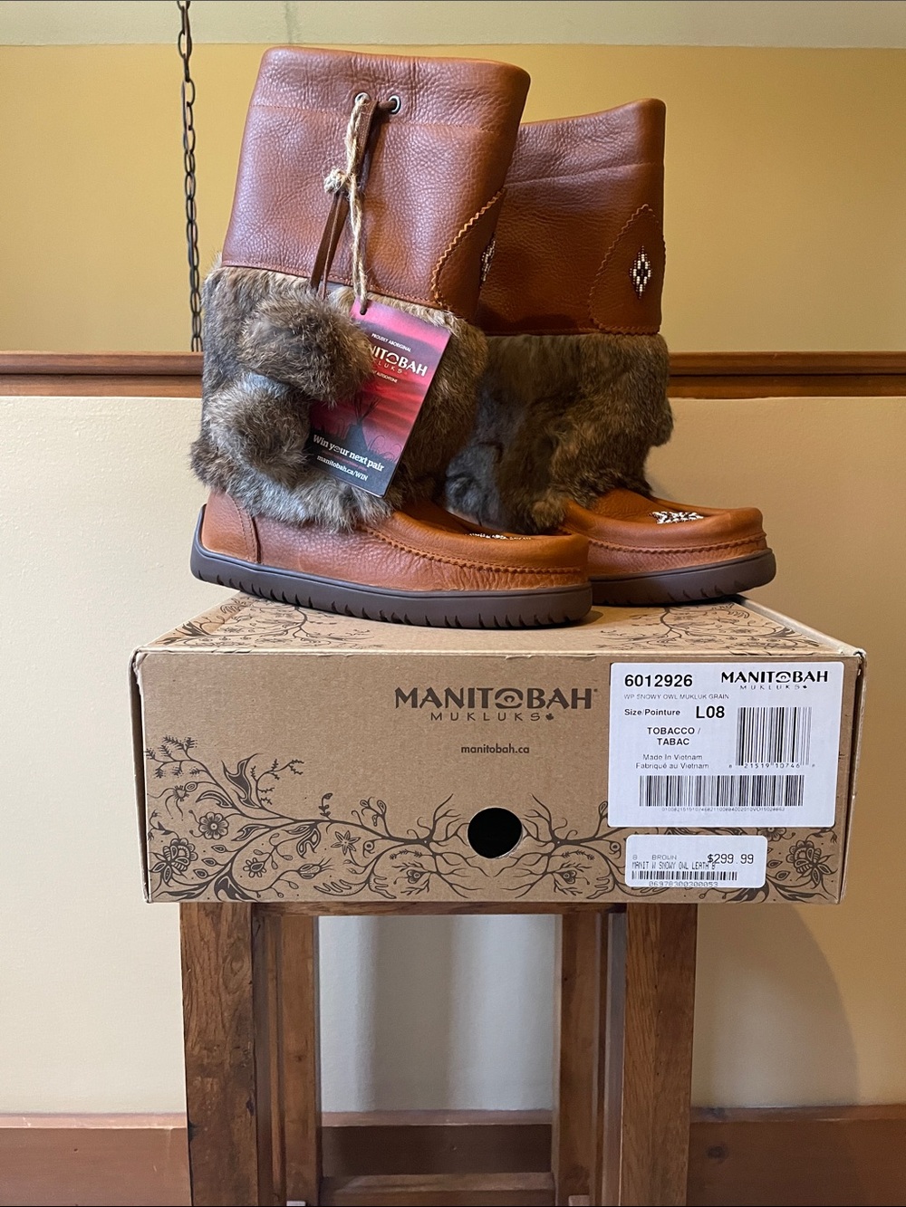 Manitobah Women's Tobacco Brown Fur-Trim Mukluk Boots